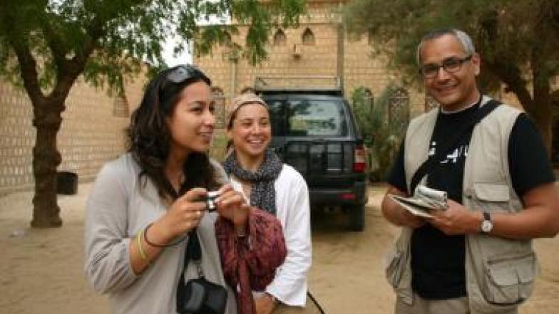 Saarah Jappie, Susana Molins Lliteras and Shamil Jeppie in Timbuktu